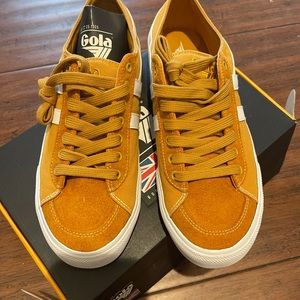 Gola sneakers